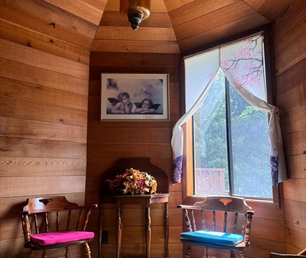 Jason House - Immaculate Suites In A Quiet Seaside Neighbourhood Near Uvic Victoria 0*,