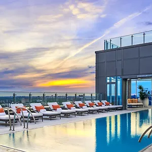 ***** Hotel X Toronto, A Destination By Hyatt Kanada